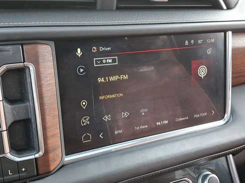 Used 2023 GMC Yukon Denali Ultimate image 31