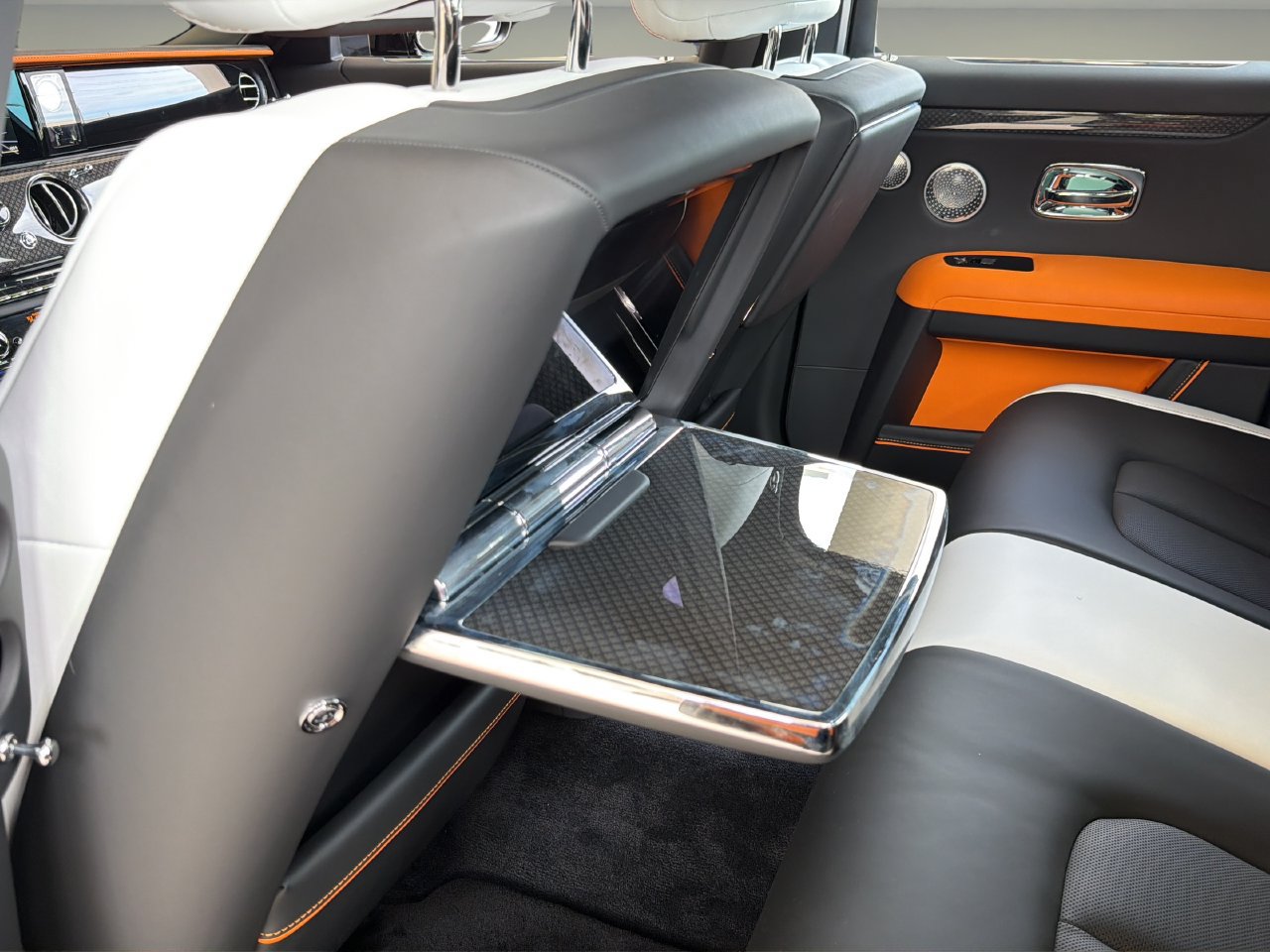 New 2027 Rolls-Royce Ghost Black Badge AWD/4WD image 16