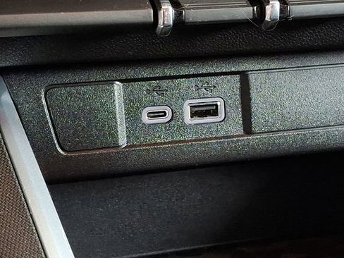 Used 2025 Chevrolet Colorado W/T w/ WT Convenience Package II RWD image 24