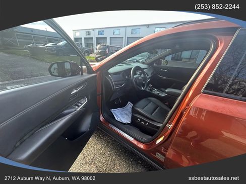 Used 2019 Cadillac XT4 Sport w/ Driver Awareness Package image 6