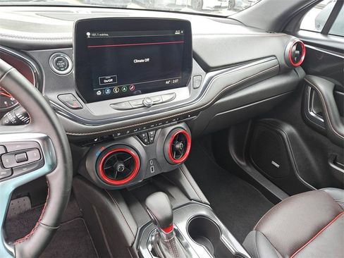 Used 2025 Chevrolet Blazer RS image 20