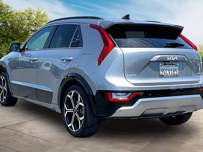Used 2023 Kia Niro SX Touring