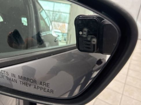 Used 2023 Ford Escape AWD image 46