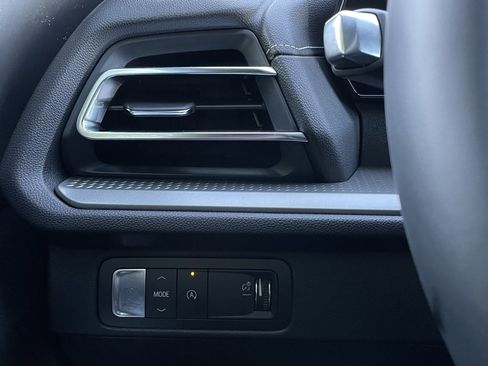 New 2026 Chevrolet Traverse LT w/ Driver Confidence Package image 14