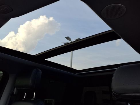 Used 2023 Ford F350 Lariat w/ Lariat Ultimate Package image 16