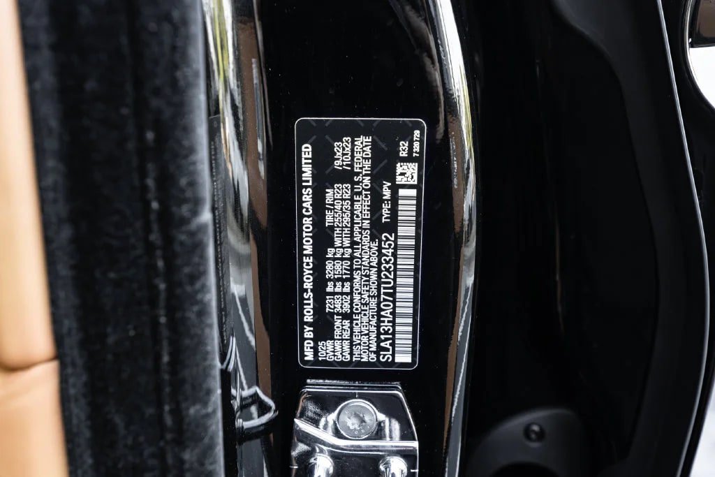 Used 2026 Rolls-Royce Cullinan w/ Cullinan Package AWD/4WD image 75