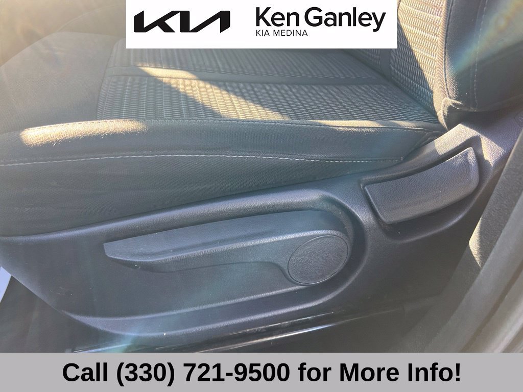 Certified 2022 Kia Sorento LX AWD/4WD image 26