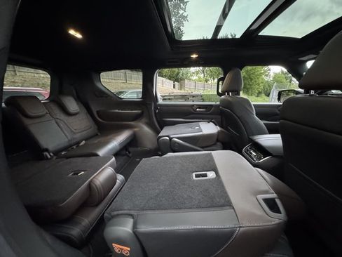 New 2026 Nissan Armada Platinum AWD/4WD image 32