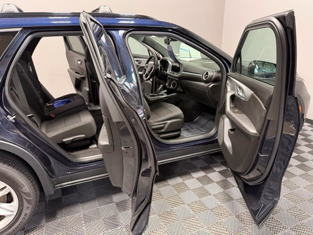 Used 2020 Chevrolet Blazer LT FWD image 22