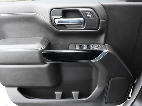 Used 2020 Chevrolet Silverado 1500 LT w/ LT Value Package image 15