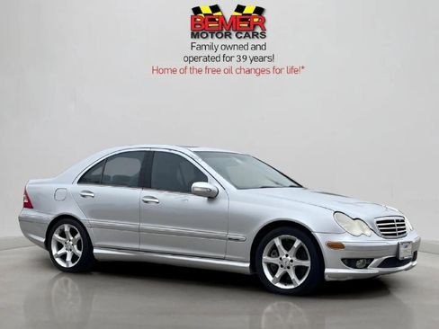 Used 2007 Mercedes-Benz C 230 Sedan image 7