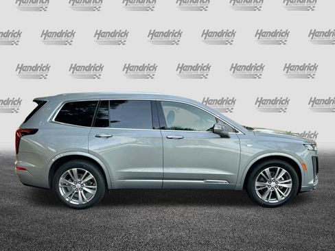 Used 2023 Cadillac XT6 Premium Luxury w/ Technology Package image 8