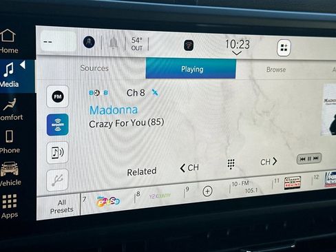 Used 2025 Jeep Wrangler Willys image 24