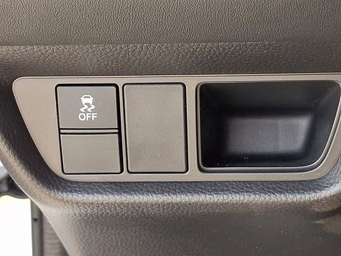 Certified 2023 Honda HR-V LX image 24