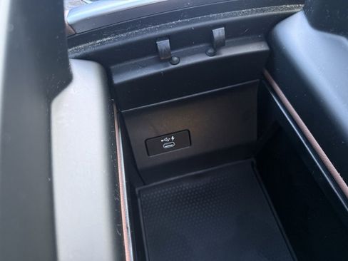 Used 2022 BMW X5 xDrive40i w/ M Sport Package image 28