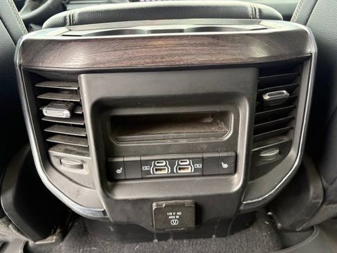 Used 2025 RAM 1500 Laramie AWD/4WD image 10