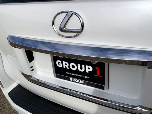 Used 2014 Lexus GX 460 image 9
