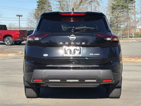 Used 2024 Nissan Rogue SL w/ SL Premium Package AWD/4WD image 25