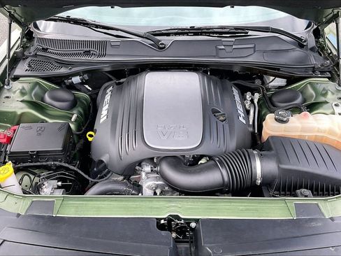 Certified 2022 Dodge Challenger R/T w/ Plus Package image 39