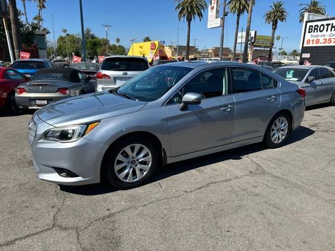 Used 2017 Subaru Legacy 2.5i Premium image 9