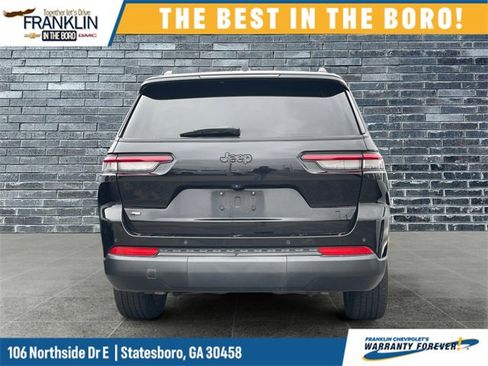 Used 2022 Jeep Grand Cherokee L Laredo image 1