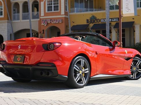 Used 2022 Ferrari Portofino M RWD image 34