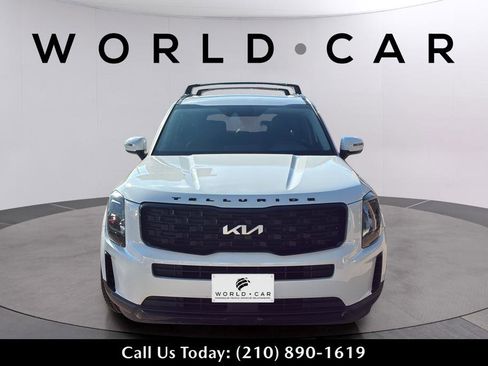 Used 2022 Kia Telluride EX w/ EX Premium Package AWD/4WD image 17
