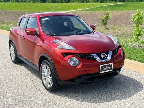 Used 2016 Nissan Juke S AWD/4WD image 25