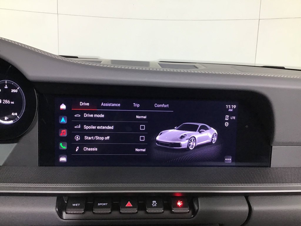 Certified 2023 Porsche 911 Carrera 4 AWD/4WD image 35
