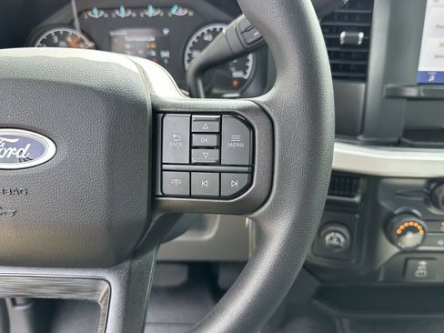 New 2026 Ford F250 XL w/ XL Driver Assist Package RWD image 19