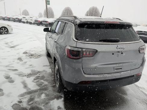 Used 2018 Jeep Compass Limited w/ Safe & Security Group image 9