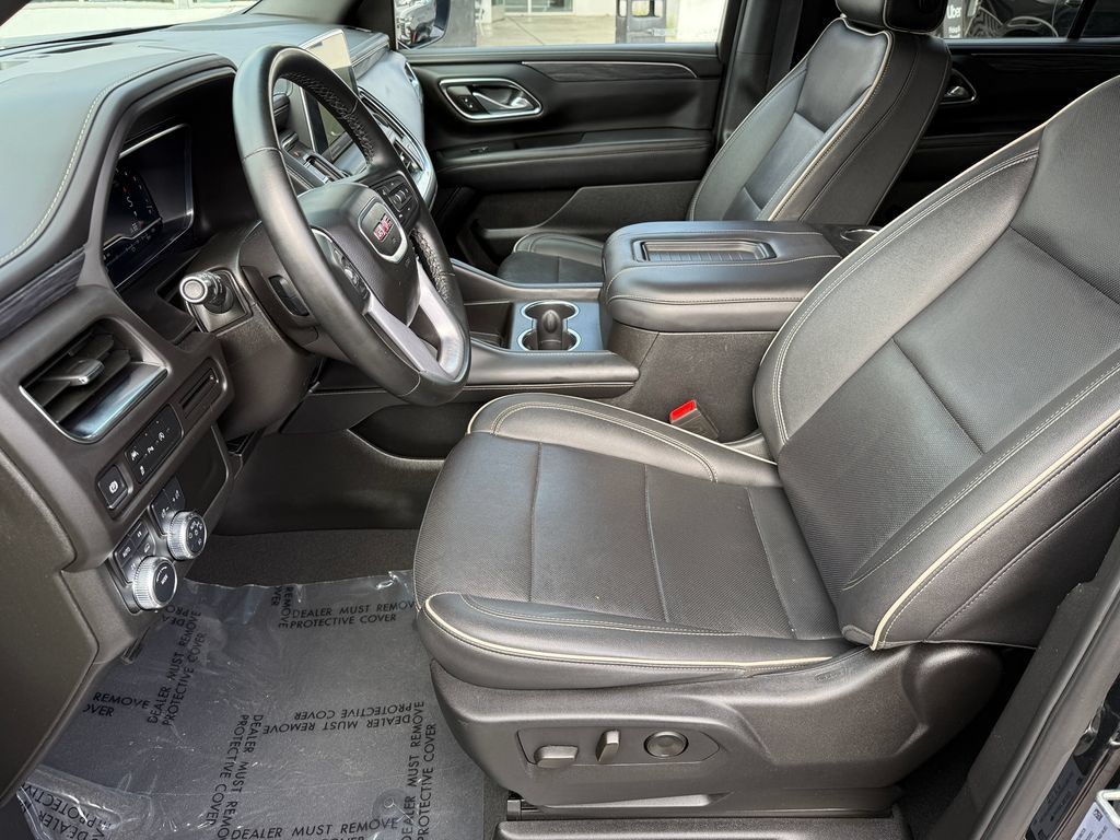 Used 2024 GMC Yukon SLT AWD/4WD image 23
