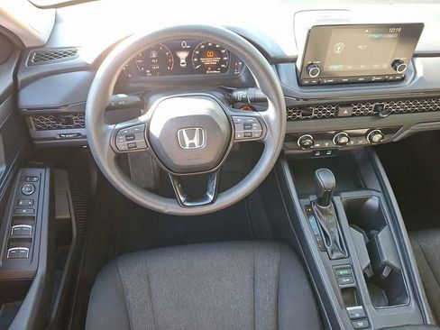 Used 2025 Honda Accord LX image 12