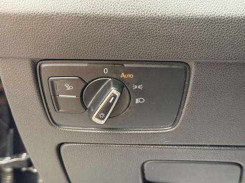 Used 2023 Volkswagen Arteon SE FWD image 21