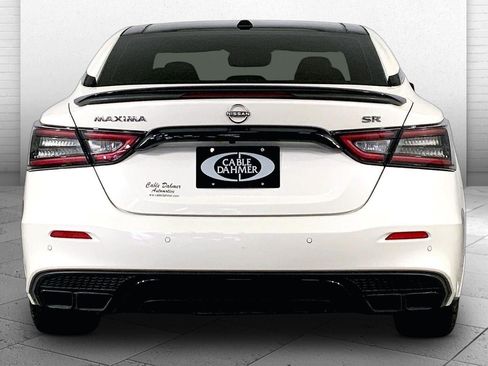 Used 2023 Nissan Maxima SR image 3