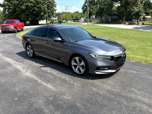 Used 2019 Honda Accord Touring image 27