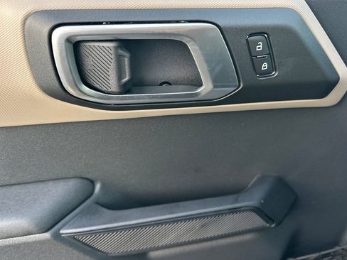 New 2025 Ford Bronco Big Bend w/ Black Diamond Package image 10