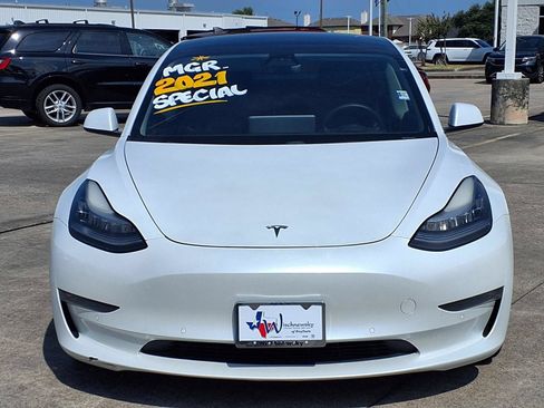 Used 2021 Tesla Model 3 Long Range AWD/4WD image 2