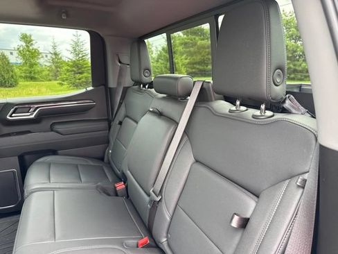 Used 2024 Chevrolet Silverado 1500 LTZ w/ LTZ Premium Package AWD/4WD image 29