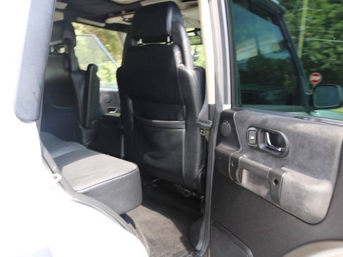 Used 2004 Land Rover Discovery HSE AWD/4WD image 32