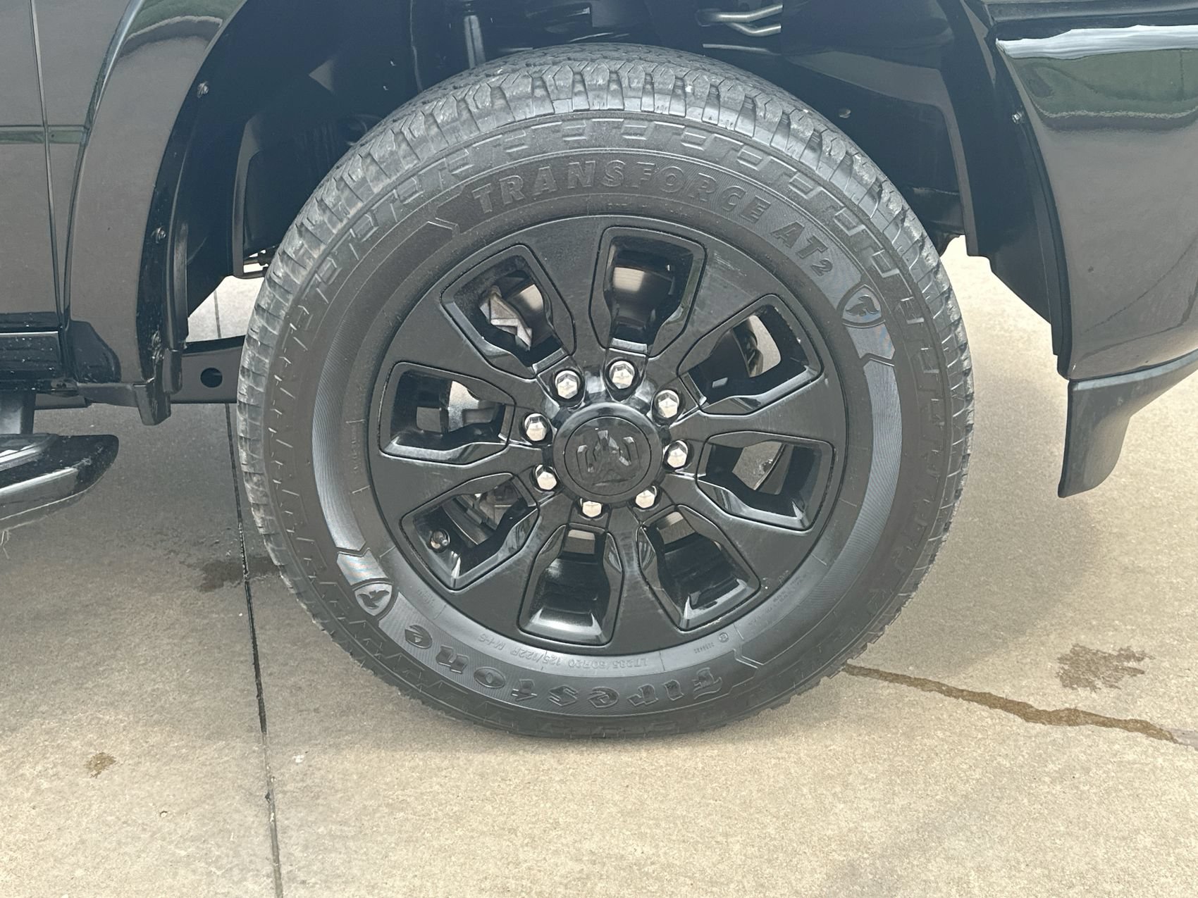 Used 2024 RAM 3500 Limited AWD/4WD image 10