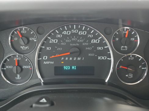New 2025 Chevrolet Express 3500 w/ Power Convenience Package RWD image 29