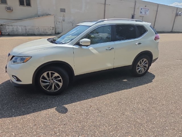 Used 2015 Nissan Rogue SL w/ SL Premium Package AWD/4WD image 5