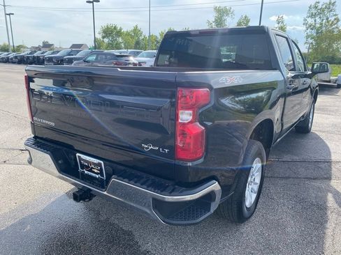 Used 2025 Chevrolet Silverado 1500 LT AWD/4WD image 7
