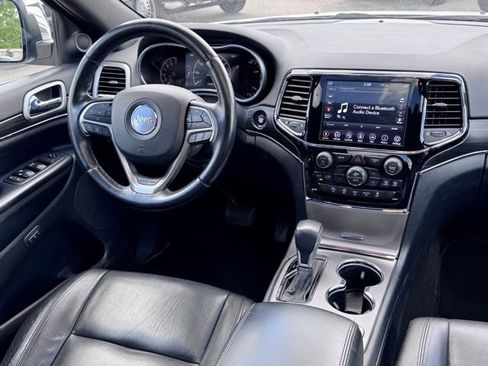Used 2020 Jeep Grand Cherokee Limited AWD/4WD image 15