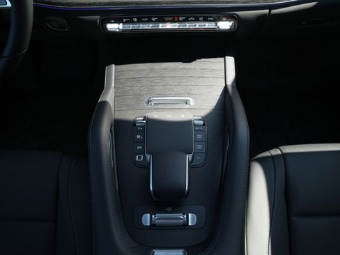 New 2025 Mercedes-Benz GLS 450 4MATIC image 33