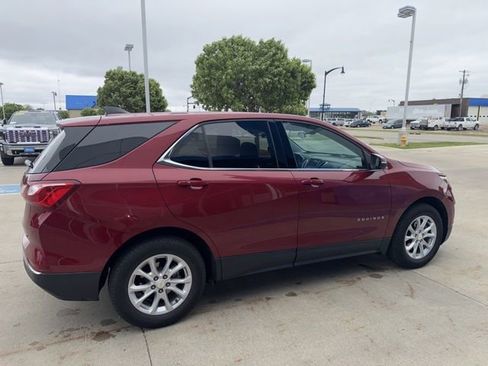 Used 2019 Chevrolet Equinox LT FWD image 8