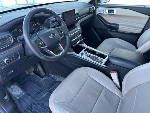 Used 2020 Ford Explorer Limited w/ Class III Trailer Tow Package image 36