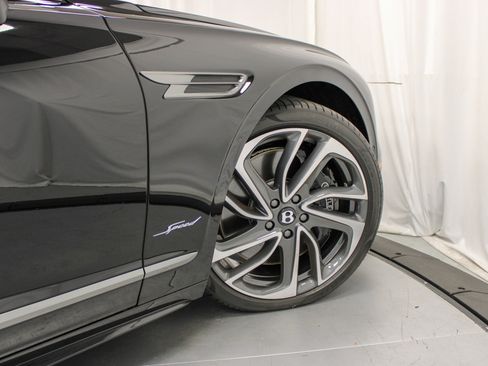 New 2025 Bentley Flying Spur Plug-In Hybrid image 14