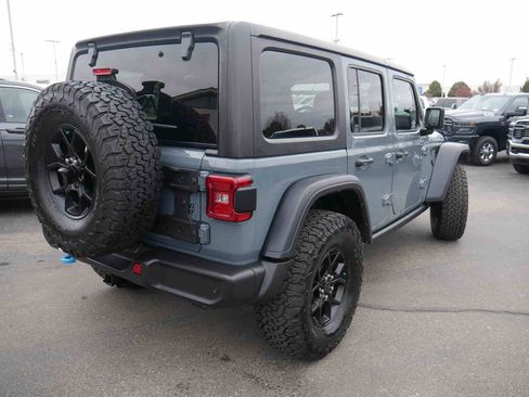 Used 2024 Jeep Wrangler Unlimited image 24